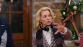 Finding Mr Christmas - Season 01 Episode 08